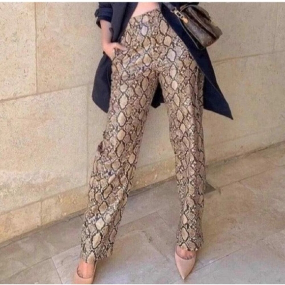 Zara Women's Size XL Faux Leather Snake Print Bloggers Fav Trouser Pants - Picture 13 of 14